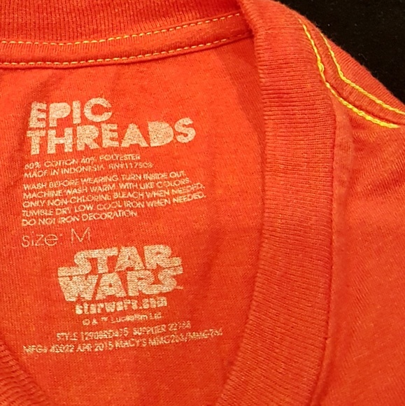 🤑 2/$30 🤑 Star Wars Red Graphic T-shirt - Picture 4 of 7